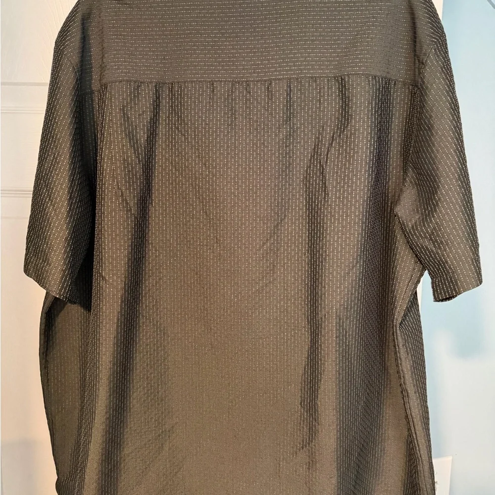 Havanera Co. Men's Black and Gray/olive Pinstripe Casual Shirt - Picture 3 of 6